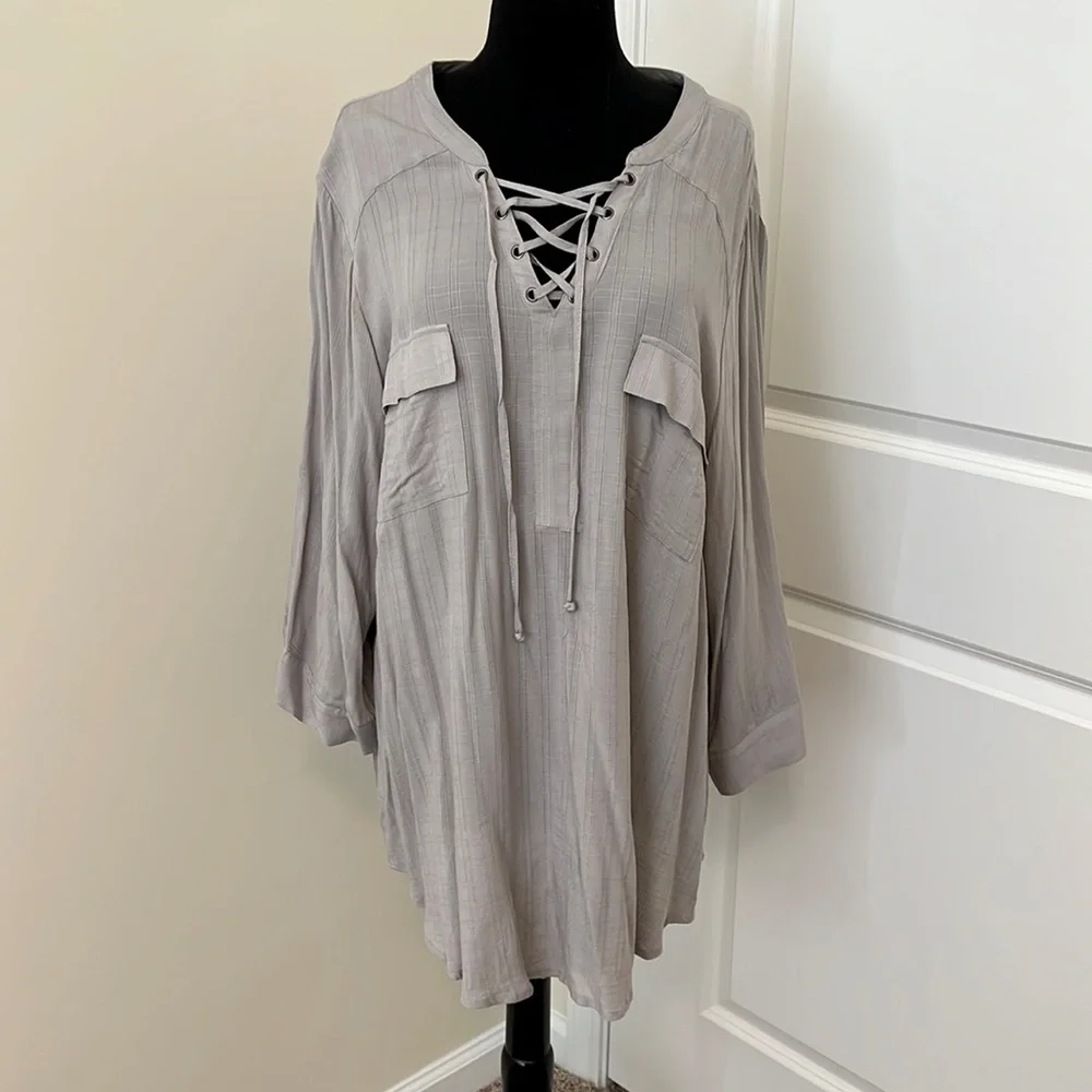 Torrid 3x gray shirt blouse - Picture 1 of 9